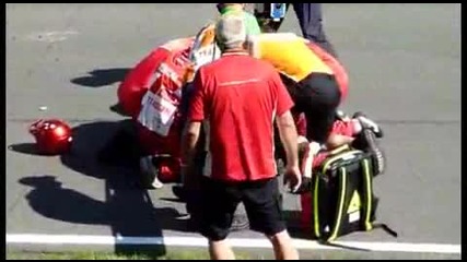 Фатален инцидент по време на старт на моторно състезание 