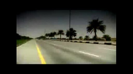 Mclaren F1 vs Bugatti Veyron
