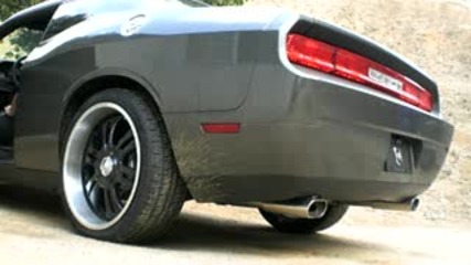 Dodge Challenger Se 3.5 V6 with Dual Exhaust