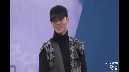 [fancam] 111029 The Back of My Hand Brushes Against (c.a.p Focus) Youth Cultural Festival