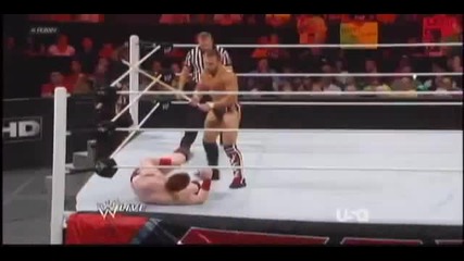 Шеймъс срещу Даниел Браян - Raw 7/30/12 (2 част)