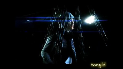 [music video] [превод] Eminem ft. B.o.b & Hayley Williams - Airplanes