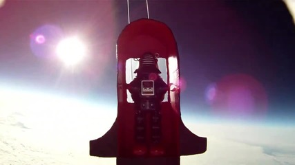Go Pro: Toy Robot in Space!