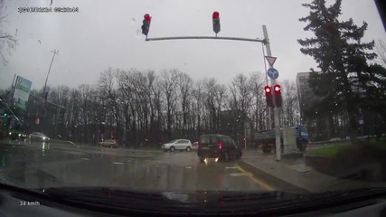 Минаване на червен светофар 06