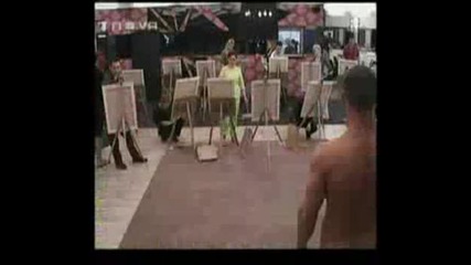 Vip Brother 3 - Съквартирантите рисуват Чисто гол мъж,  а Ицо Хазарта посреща Азис