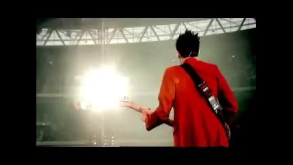 Muse - Supermassive Black Hole [live]
