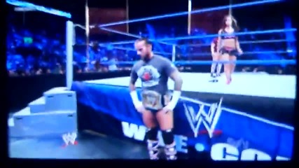 Aj and Cm Punk kiss -)