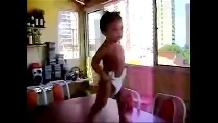 Бебешки танц (много смях) 