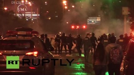 Peru: Pro-choice protesters clash with police in Lima *EXPLICIT*