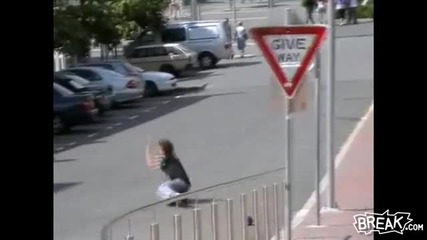Amazing Rollerblade Crash Into Sign 
