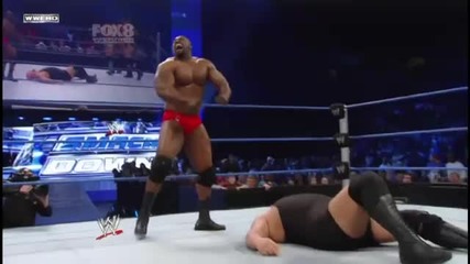 Ezekiel Jackson hits a Scoop Slam on Big Show