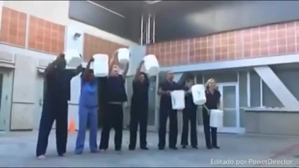 Предизвикателство на студената вода 1/2 Celebrities Compilation Ice Bucket Challenge for Als