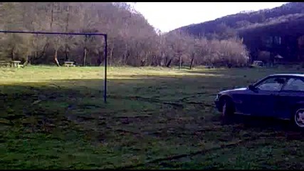 Bmw na selskiq stadion :)