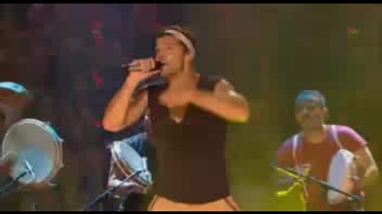 Ricky Martin - Pegate Live