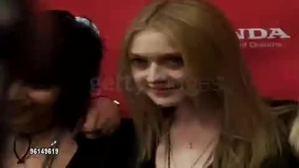 Kristen Stewart, Joan Jett, Dakota Fanning & Cherrie Currie (24.01.2010) 