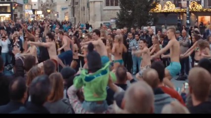 Summer Hit Splash Bikini Flashmob Stephansplatz Freestyle Dance Bass Party Film Menejer 2016 Hd