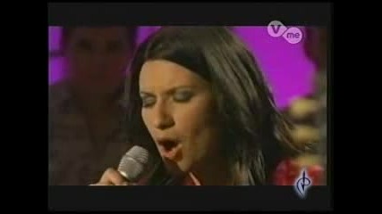 Laura Pausini - Estudio Billboard