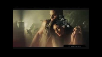 Mohombi feat Nicole Sherzinger-coconut tree