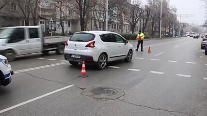 Кола блъсна дете на пешеходна пътека в Благоевград
