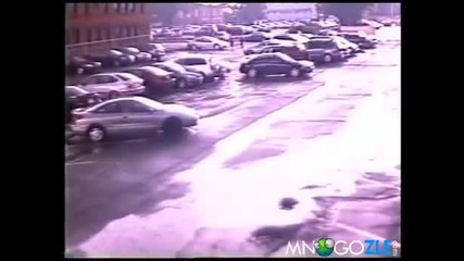 Как се формира торнадо на паркинга