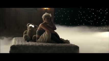 Pink and Nate Ruess - Just Give Me A Reason
