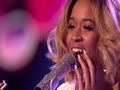 Tamera Foster изпълнява " The First Time " by Roberta Flack- Live Week 8 - The X Factor 2013