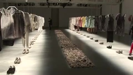 fashiontv Ftv.com - Calvin Klein - Presentation - Woman S S 2010 Hd 