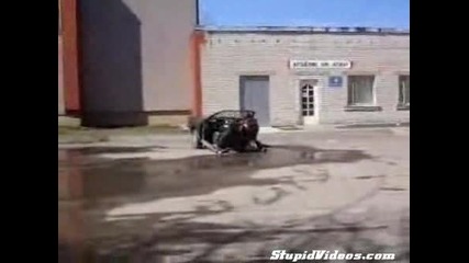 Колко Хора Могат Да Карат Такава S Класа,  А?