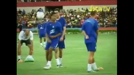 Ronaldinho freestyle