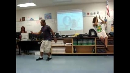 Fik-shun dance in school | Fik-shun танцува в училище