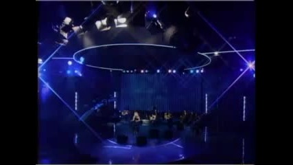 Kelly Clarkson - Because Of you Live 