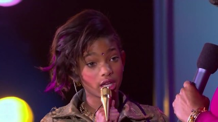 Willow Smith - 21st Century Girl / Whip My Hair ( Oprah Live ) 