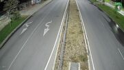 Вандализъм в Ямбол: Младежи вилняха и драскаха със спрей из града