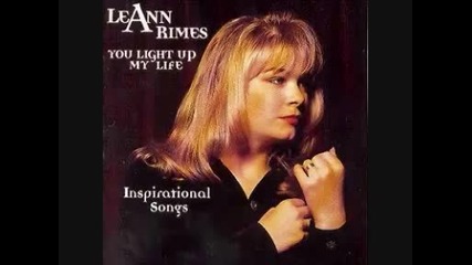 Leann Rimes - Bridge Over Troubled Waters 