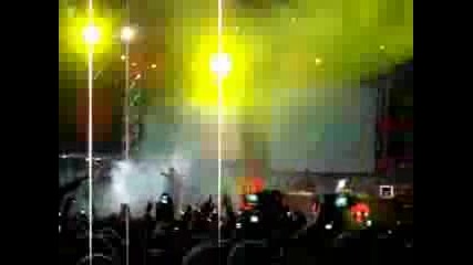 50 Cent - Ayo Technology (live In Kosovo)