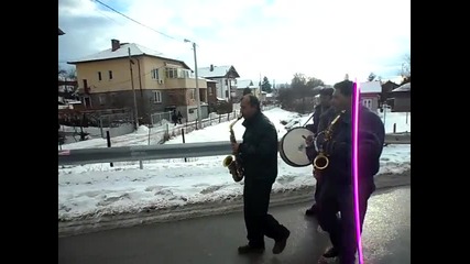 Сурва 2012 - село Дивотино - сватбарите