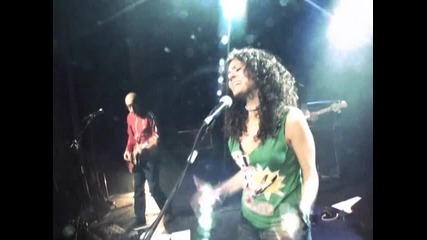 Ana Pozas - Estas aqui