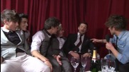 One Direction малко пийнали дават интервю след наградите Брит