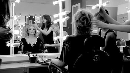 Lepa Brena - Metak sa posvetom (spot)