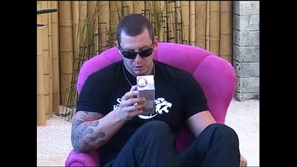 Big Brother 2012 - Боби чете на чужди езици