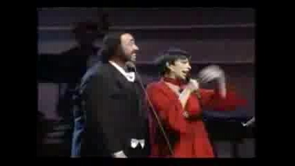 Luciano Pavarotti - Liza Minelli - New York New York.mp4