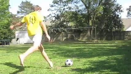 Cristiano Ronaldo Free Kick Tutorial