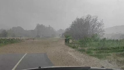 Без път и огромно количество дъжд в Русе