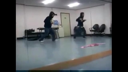 R - ael Chang Hyun & Shang I dance