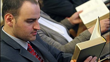 Министър Стойчев: Искайте отговори от федерацията по борба