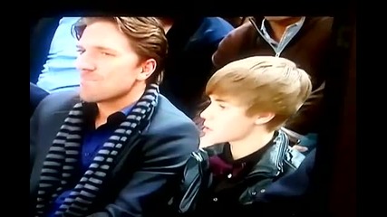 Джъстин на играта на Knicks