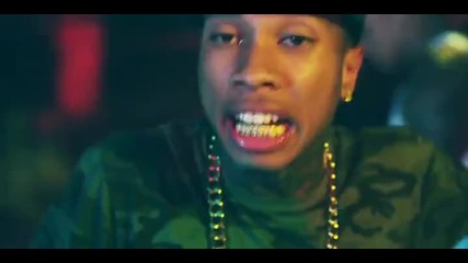 Tyga ft Chris Brown - Snapbacks Back