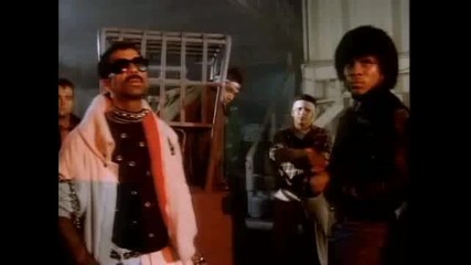 Michael Jackson - Beat It ( H Q ) Бг Превод + Текст 