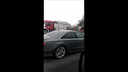 Тир се запали на "Цариградско шосе" в София
