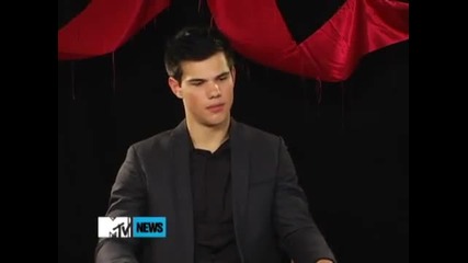 Taylor Lautner Doesnt Want To Be Done With Twilight 